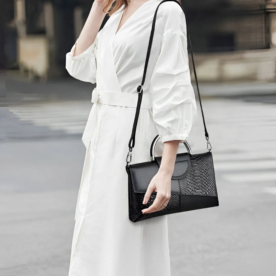 Maddy Soft Leather Shoulder Bag - Image 3