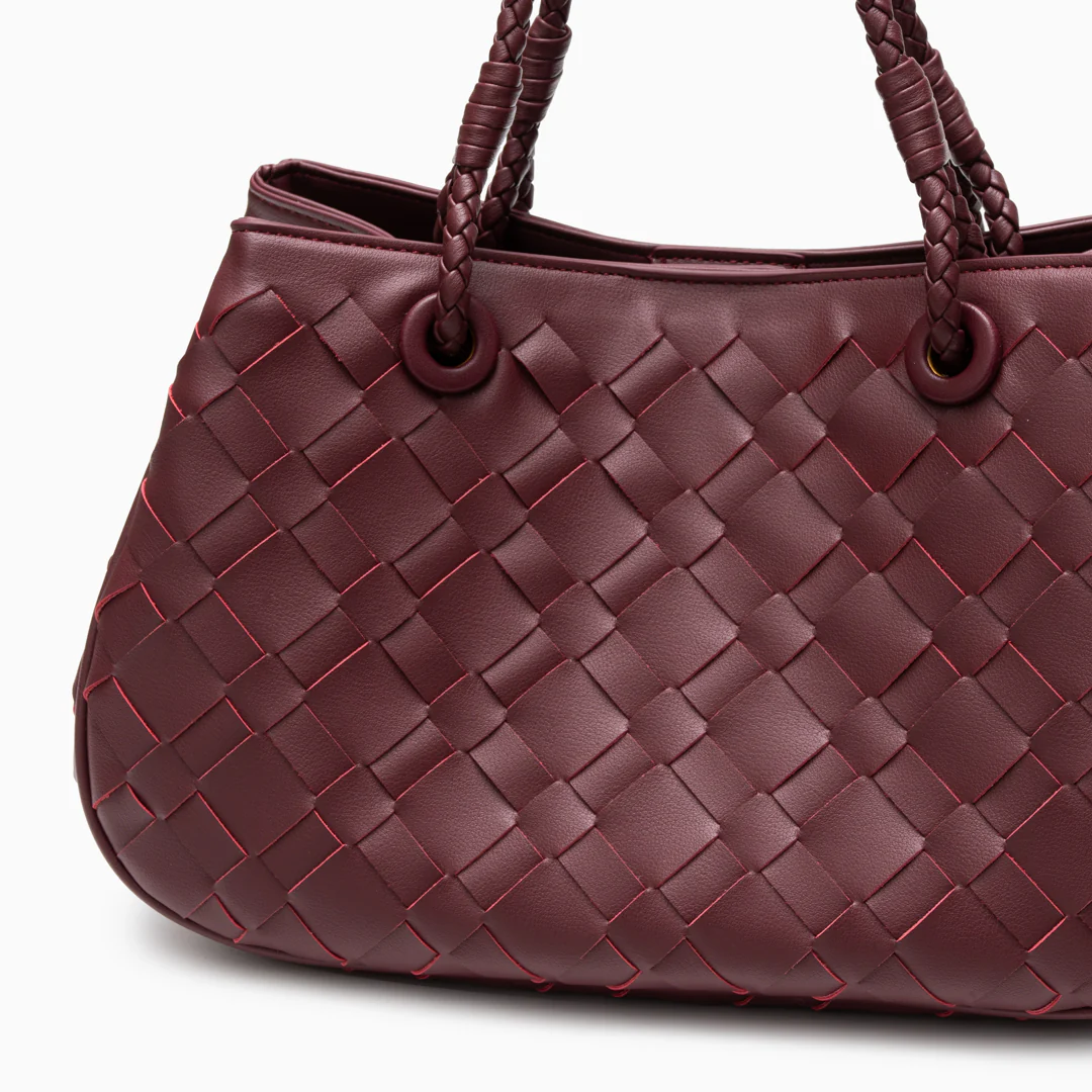 Noire Weave Shoulder Bag - Image 6