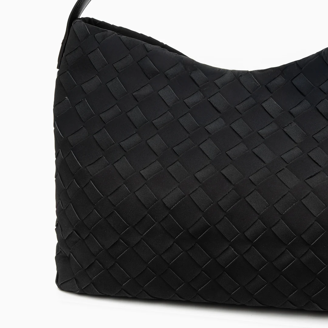 Nola Woven Shoulder Bag - Image 6